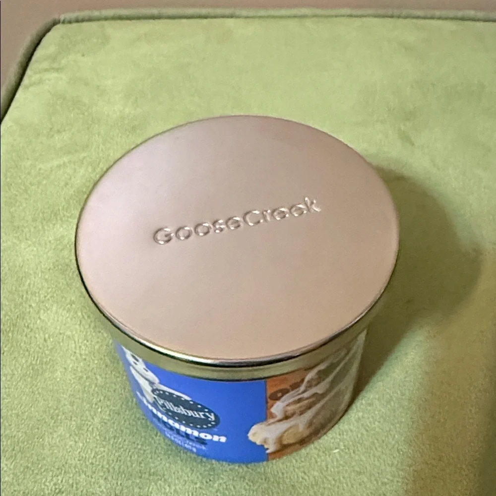 GooseCreek Pillsbury Cinnamon Rolls Candle